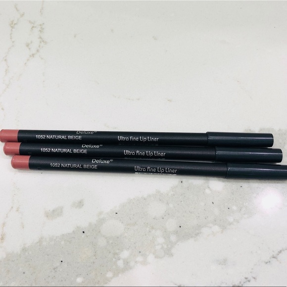 Italia Deluxe Matte Lip Liner Bundle Natural Beige - Picture 1 of 2